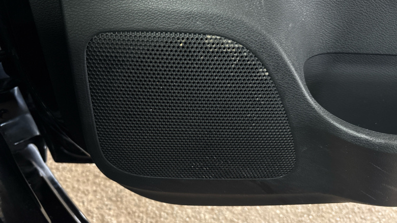 Nissan Micra 1.0 IG-T 100 Tekna 5dr Petrol Hatchback